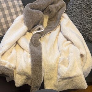 Koolaburra Cream and Tan Fleece Jacket